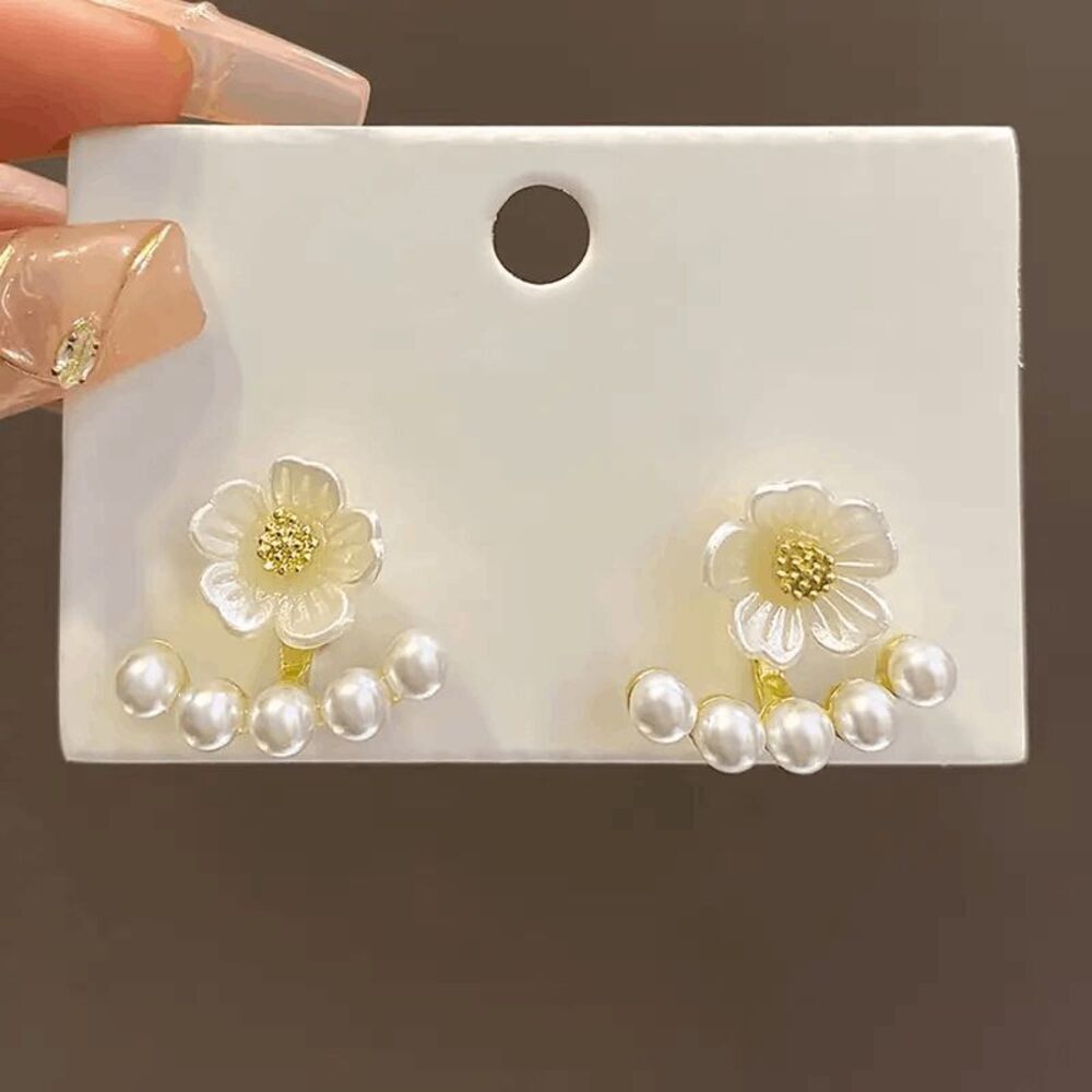 Boho Flower Pearl Stud Earrings